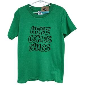 New Hand Printed Boys Small Here Comes Chaos Short Sleeve Crew Neck Tee Shirt